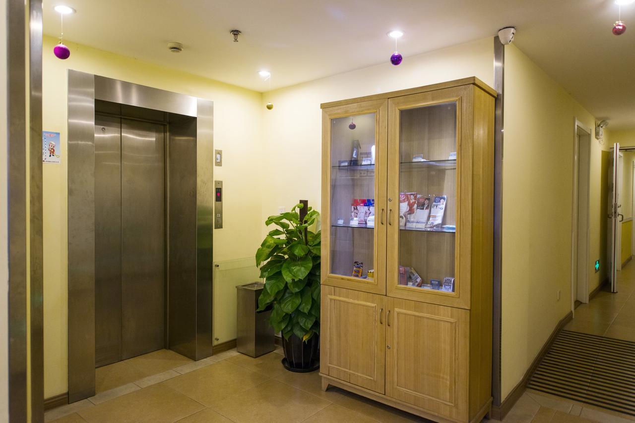 Home Inn Shanghai Daning International Guangzhong Road Circus City المظهر الخارجي الصورة
